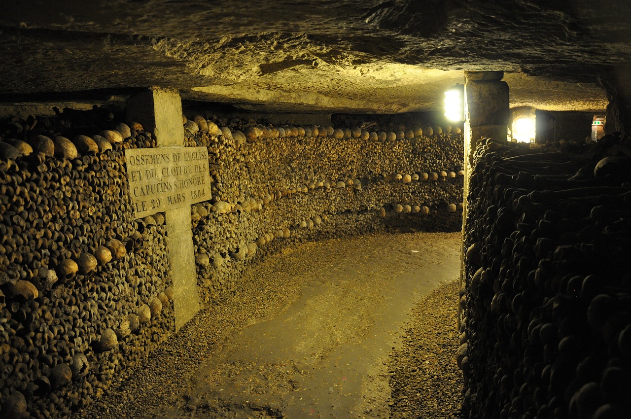 Párizsi katakombák